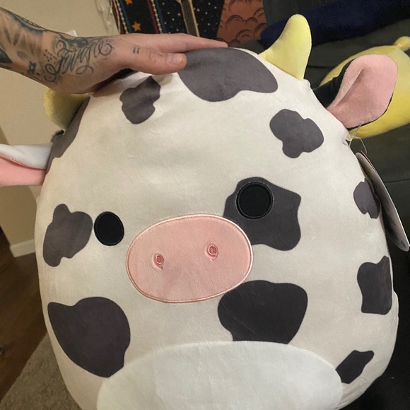 squishmallows 20 inch cow
